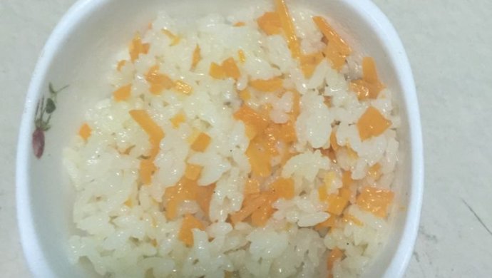 胡萝卜焖米饭