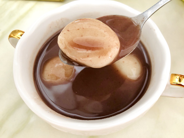 花生红豆沙酿圆子的做法