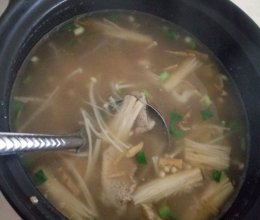 金针菇肉丝汤的做法