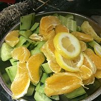 甜橙瘦身瓜果汁的做法图解2