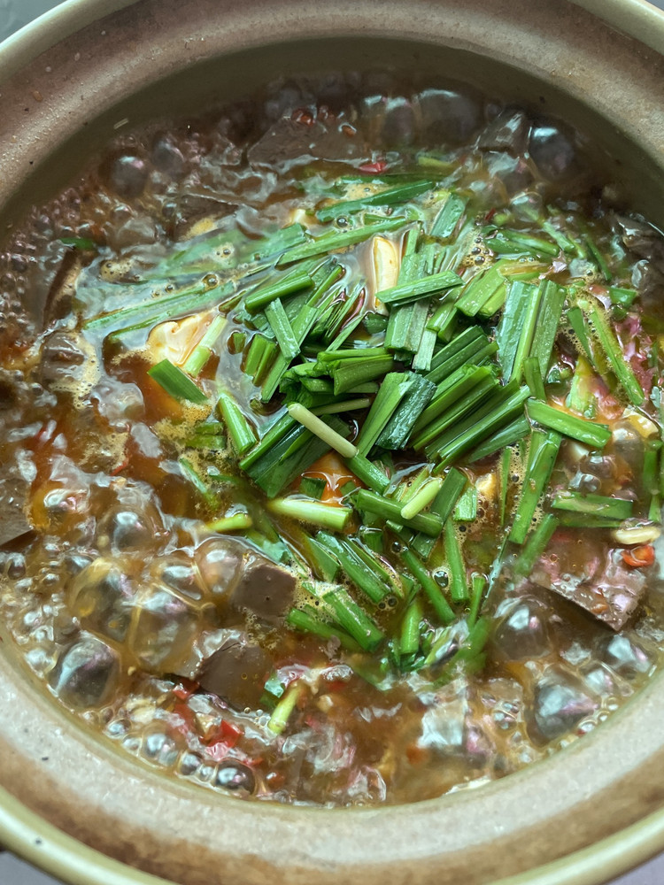 猪血豆腐煲的做法