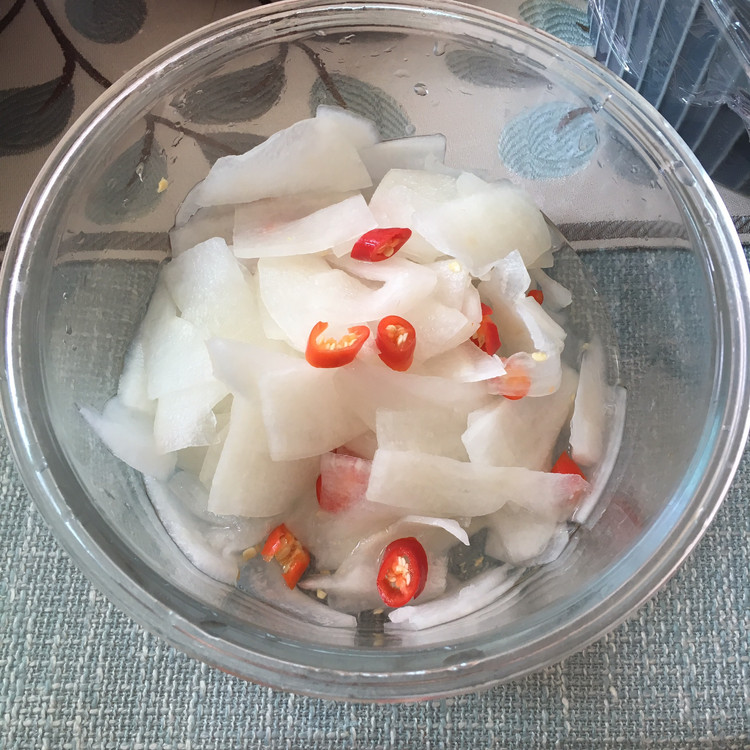 酸甜萝卜生开胃小菜的做法