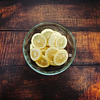 红糖柠檬膏的做法图解1