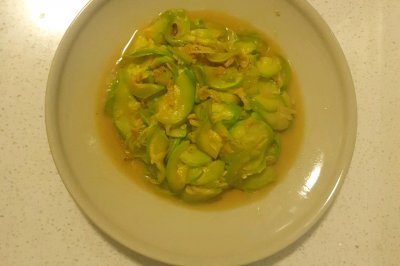 西葫芦炒虾皮（清淡菜）