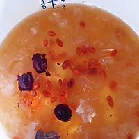 银耳雪燕炖桃胶的做法图解5