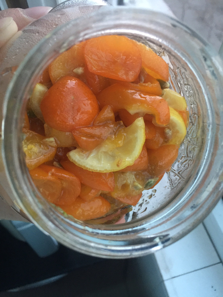 金桔柠檬茶饮的做法