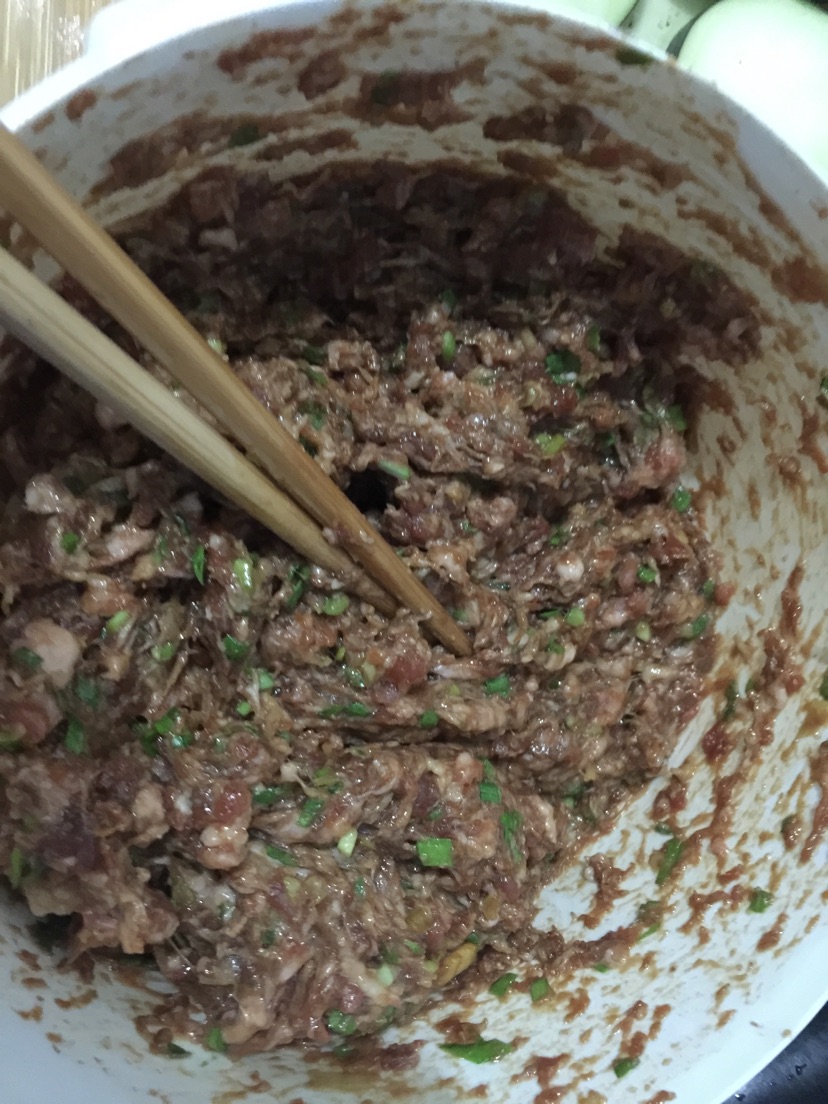 家常炸茄盒子的做法图解1