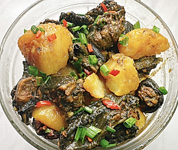 #感恩节为TA做顿饭# 土豆烧乌鸡的做法