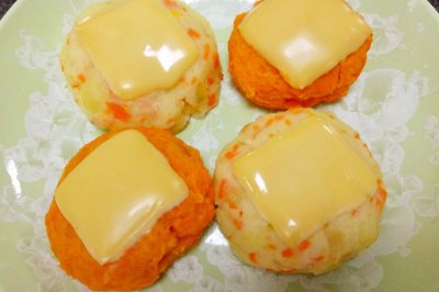 小姨妈宝宝辅食：蔬菜芝士饼