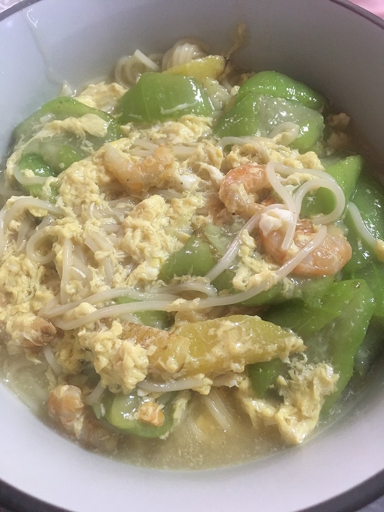 丝瓜鸡蛋面的做法