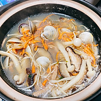宝宝补锌之鲜美菌菇蛤蜊汤的做法图解6
