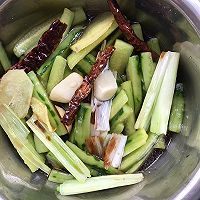 酸酸甜甜烧黄瓜的做法图解4