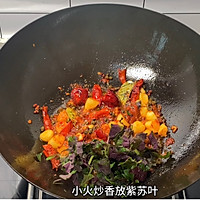 小龙虾方便面的做法图解3