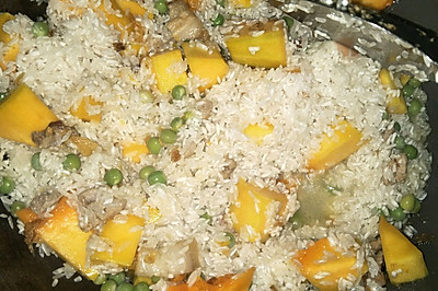 金瓜青豆瘦肉焖饭