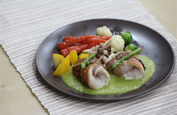 红鱼青豆泥时蔬