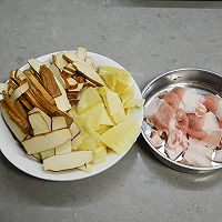 #养生打卡#肉片炒春笋的做法图解2