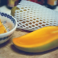 雪山芒果西米露，孩子们的最爱。的做法图解1