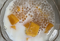 冰冰凉的椰汁芒果西米露的做法
