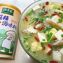 平菇豆腐炒蛋汤