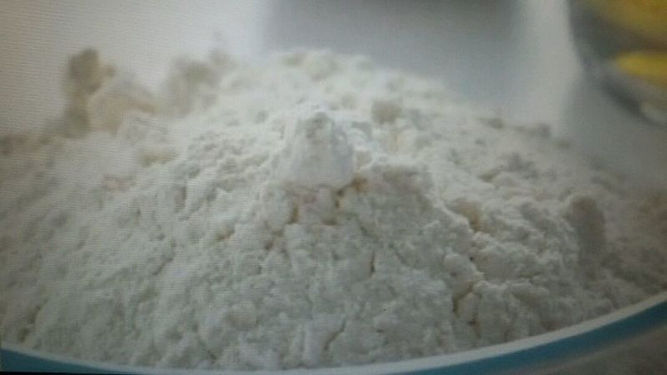 自发面粉，自己做(self-raising flour)的做法