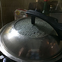 襄阳名菜——孔明菜烧五花肉的做法图解9