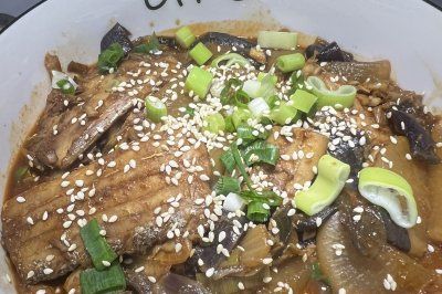 韩式辣炖带鱼