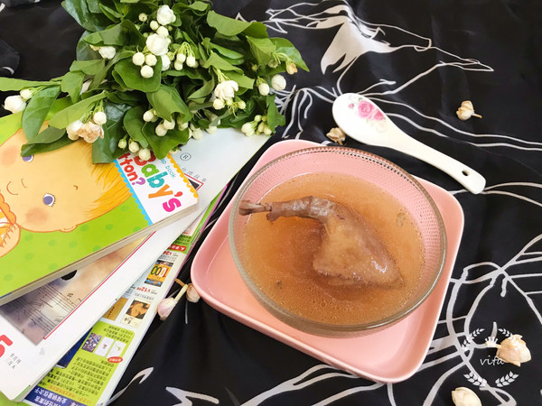 双草赤小豆煲白鸽-清暑化湿