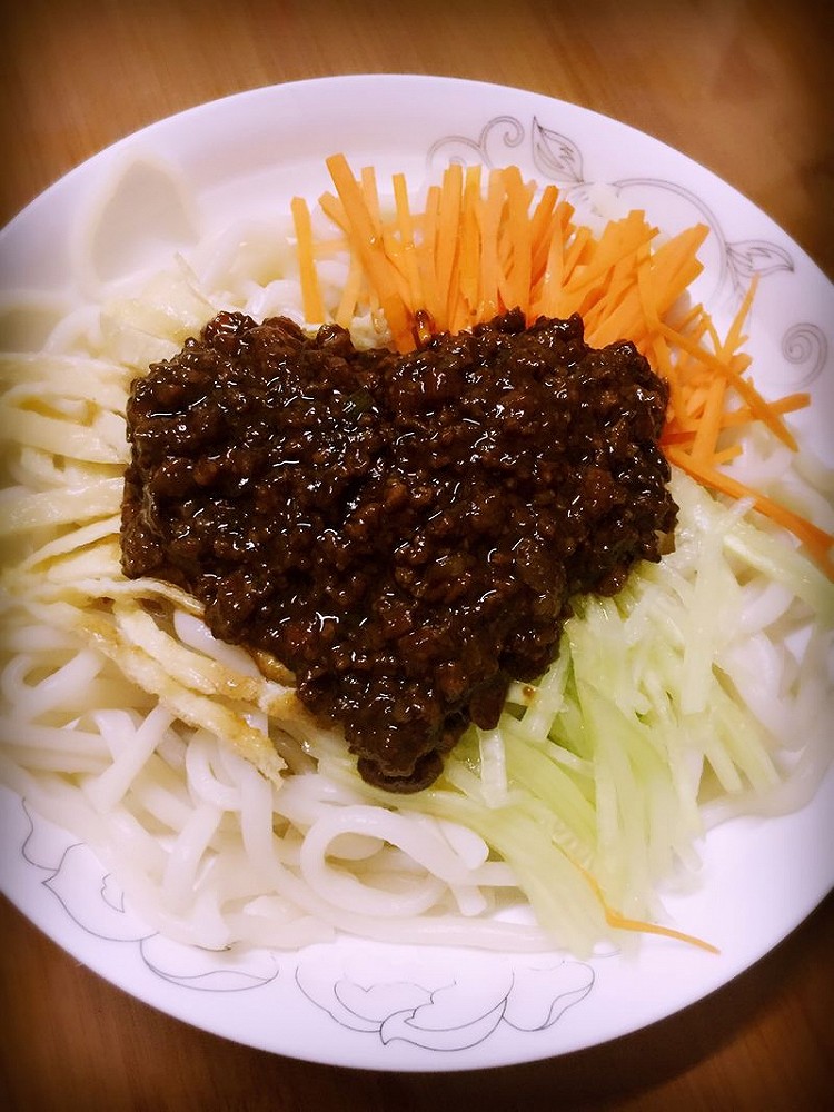 老北京炸酱面的做法