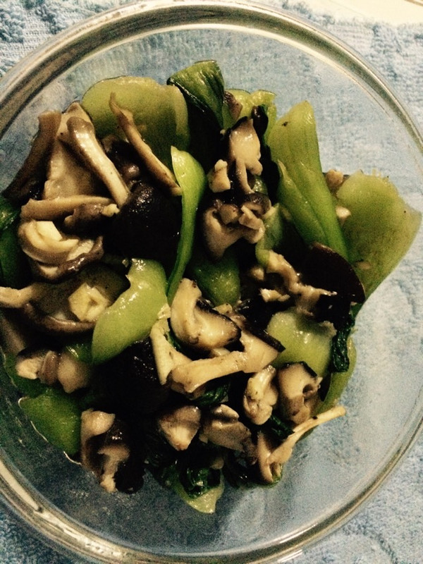 上班族快手十分钟菜系香菇油菜