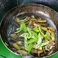 青椒炒茄子的做法图解4