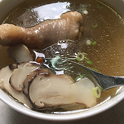 松茸鸡汤