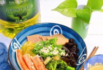 #金龙鱼橄榄油调和油520美食菜谱#蔬菜火腿麻辣拌的做法