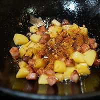 孩子菜【香肠炒马铃薯丁】的做法图解4