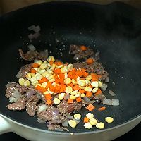 #换着花样吃早餐#美味电饭煲牛肉焖饭的做法图解5