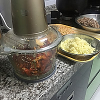 虾米鱿鱼辣酱的做法图解2