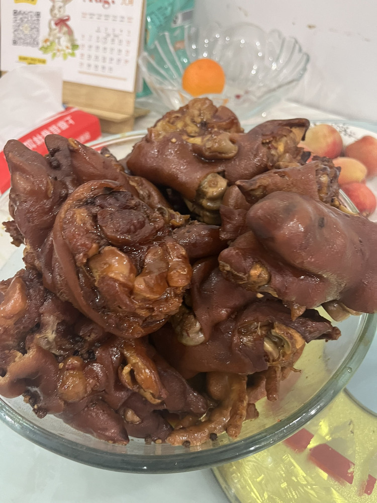 卤猪蹄的做法