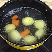 金枪鱼沙拉的做法图解1