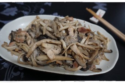 中餐 菌菇炒鸡肉