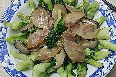 咸肉炒青菜苔