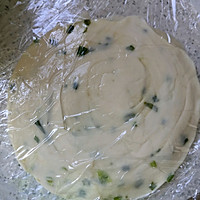 饺子皮葱油手抓饼的做法图解6