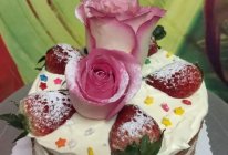玫瑰鲜花巧克力淡奶油蛋糕的做法