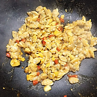 青瓜胡萝卜炒花甲的做法图解8