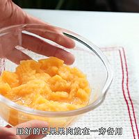 #在夏日饮饮作乐#加拿大北极虾芒果黄瓜卷的做法图解3