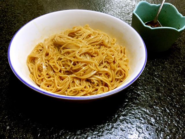 葱油拌面#金龙鱼外婆乡小榨菜籽油#的做法图解11