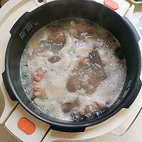 #我的2024年夜饭#番茄牛尾汤的做法图解3
