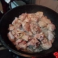 韩式酱香鸡煲的做法图解4