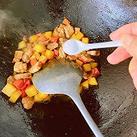 #葱伴侣豆瓣酱能蘸善炒#酱香土豆牛肉粒的做法图解11