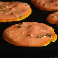 奶香胡萝卜小饼#爱的暖胃季-美的智能破壁料理机#的做法图解7