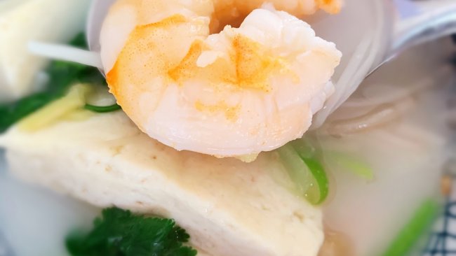 鲜虾豆腐牛奶浓汤的做法
