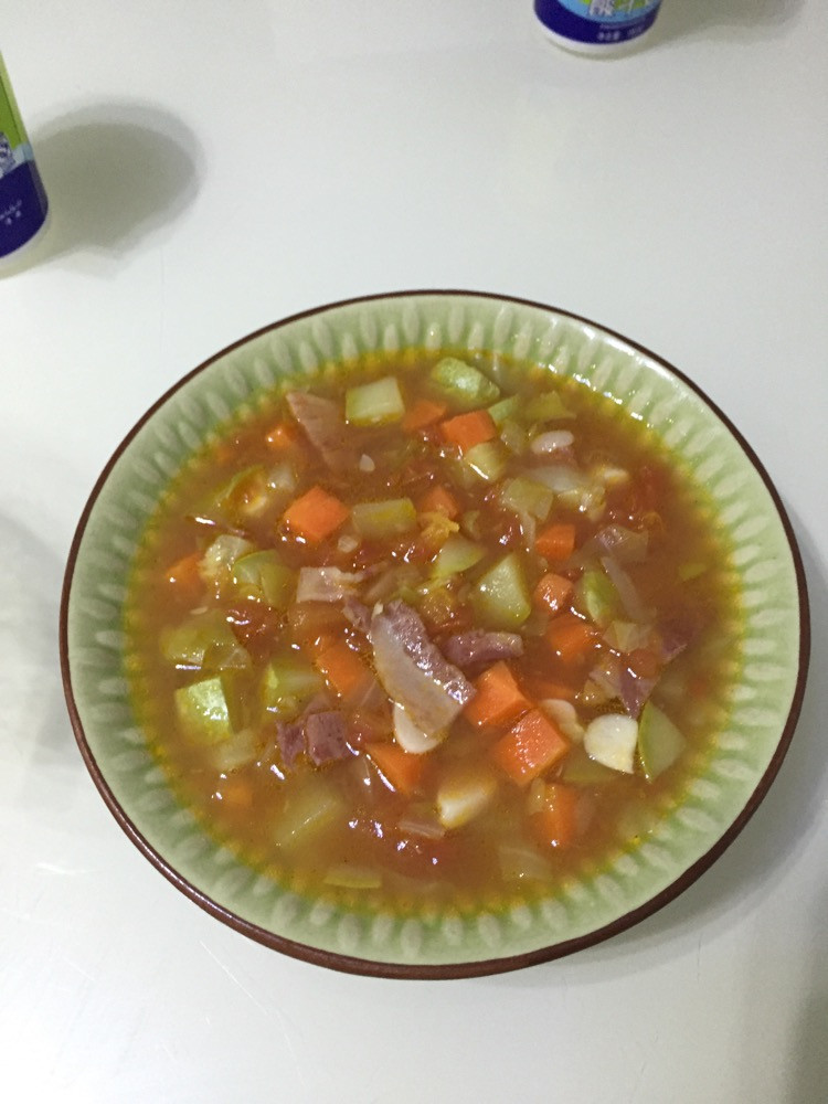 培根蔬菜汤的做法